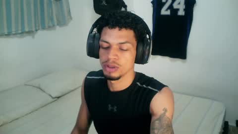 Rocco online show from 11/12/25, 01:44