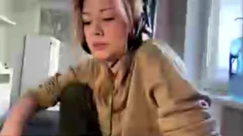 Anny online show from 02/10/26, 12:09