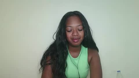 rochellinah online show from 04/28/26, 10:09