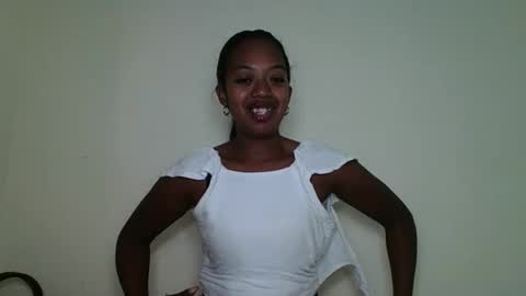 rochellinah online show from 05/09/26, 11:04