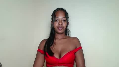 rochellinah online show from 05/11/26, 07:22