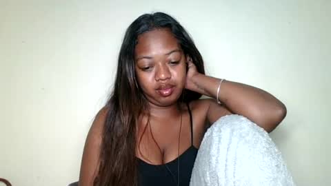 Snapshot of rochellinah chatting on 07/21/26, 12:24 rochellinah online show from 07/21/26, 12:24