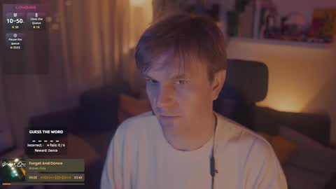 Snapshot of rocketbunnyxxx chatting on 11/17/25, 08:47 Rocket Bunny online show from 11/17/25, 08:47