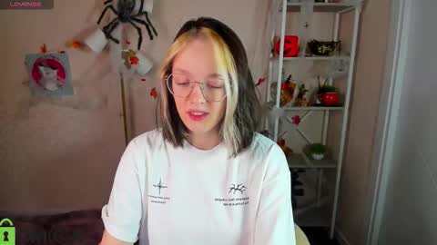 Rockett online show from 11/06/25, 01:06