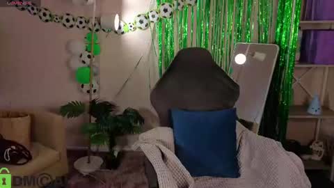 Snapshot of rockett_bunny chatting on 07/09/26, 09:13 Rockett online show from 07/09/26, 09:13