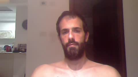 Snapshot of rockistman1 chatting on 09/18/25, 06:32 rockistman1 online show from 09/18/25, 06:32