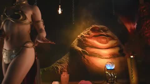 Snapshot of rocknrose chatting on 10/31/25, 10:22 RocknRose online show from 10/31/25, 10:22