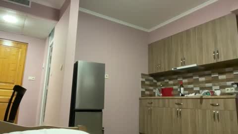 Snapshot of rockybee1 chatting on 11/15/25, 10:48 rockybee1 online show from 11/15/25, 10:48