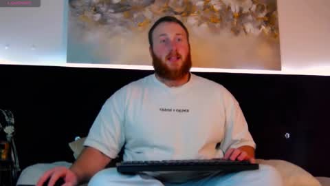 Snapshot of roddy_riss chatting on 11/23/25, 04:29 Roddy online show from 11/23/25, 04:29