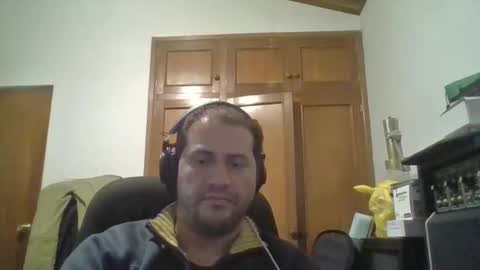 Snapshot of rodfer chatting on 11/21/25, 08:13 Rodfer online show from 11/21/25, 08:13