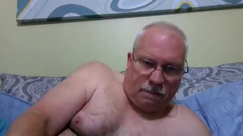 Snapshot of rodstud641 chatting on 11/10/25, 10:09 rodstud641 online show from 11/10/25, 10:09