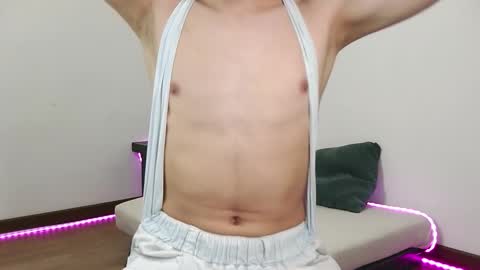 Snapshot of rofflust chatting on 02/06/26, 03:22 Roff Lust online show from 02/06/26, 03:22