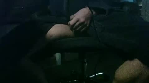 Snapshot of roger_peter chatting on 02/09/25, 09:37 roger_peter online show from 02/09/25, 09:37