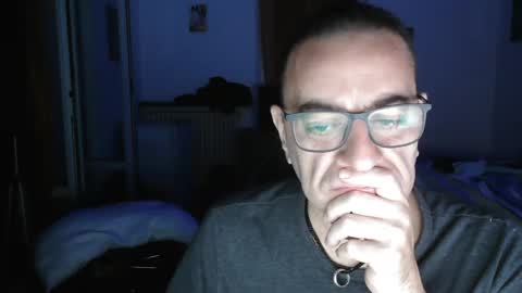 Snapshot of rogerrabbit2023 chatting on 09/17/25, 10:11 rogerrabbit2023 online show from 09/17/25, 10:11