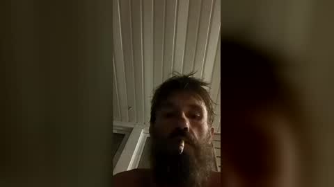 Snapshot of rogerwooddell691 chatting on 05/29/26, 01:36 rogerwooddell691 online show from 05/29/26, 01:36
