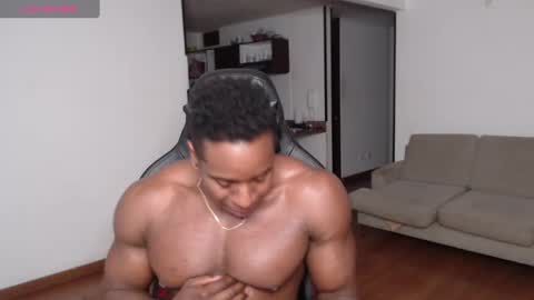 Snapshot of rogger_physique chatting on 02/28/25, 05:59 Rogger online show from 02/28/25, 05:59