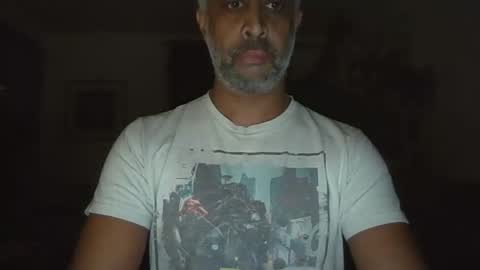 Snapshot of rohan120821 chatting on 12/15/25, 10:25 rohan120821 online show from 12/15/25, 10:25