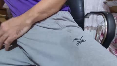 Snapshot of rokettttt chatting on 10/01/25, 08:15 rokettttt online show from 10/01/25, 08:15