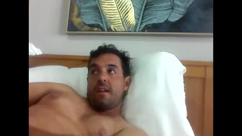 Snapshot of roller1987 chatting on 09/29/25, 06:35 Roller Handsome online show from 09/29/25, 06:35