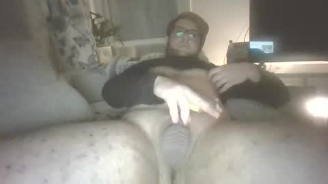 Snapshot of rollinghard90 chatting on 12/18/25, 02:39 rollinghard90 online show from 12/18/25, 02:39