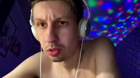 Snapshot of roma305991 chatting on 01/31/25, 05:42 roma305991 online show from 01/31/25, 05:42