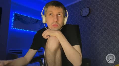 Snapshot of roma305991 chatting on 12/13/25, 09:20 roma305991 online show from 12/13/25, 09:20