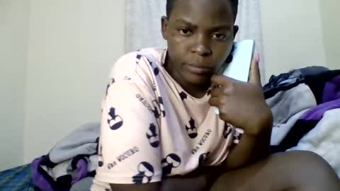 romancegirl2026 online show from 08/05/26, 02:03
