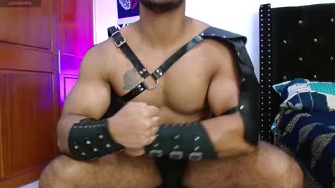 Roman online show from 11/07/25, 09:04