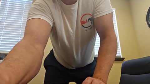 Snapshot of romanteeks chatting on 12/20/24, 09:28 romanteeks online show from 12/20/24, 09:28