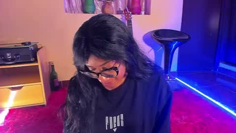 Is A Belle online show from 12/08/24, 01:02