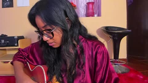 Is A Belle online show from 12/14/24, 01:16