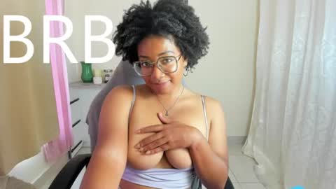 Snapshot of romantic_stargirl chatting on 06/22/26, 12:24 Is A Belle online show from 06/22/26, 12:24