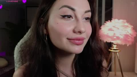 Snapshot of romanticsonya chatting on 04/01/26, 08:50 romanticsonya online show from 04/01/26, 08:50