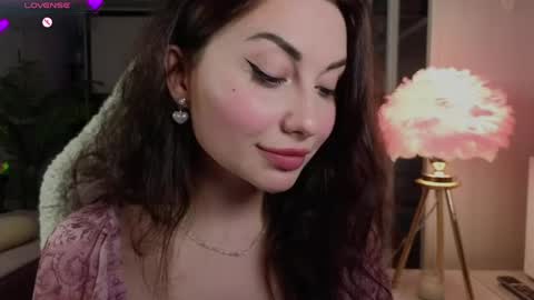 Snapshot of romanticsonya chatting on 04/21/26, 10:45 romanticsonya online show from 04/21/26, 10:45