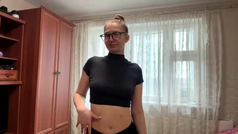 Alya online show from 05/13/26, 11:07