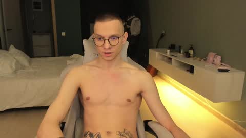 Snapshot of romeo_mercy chatting on 02/08/25, 05:08 Romeo online show from 02/08/25, 05:08