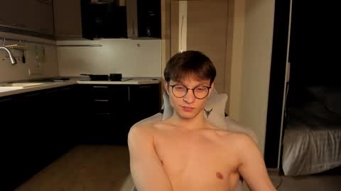 Snapshot of romeo_mercy chatting on 09/13/25, 03:56 Romeo online show from 09/13/25, 03:56