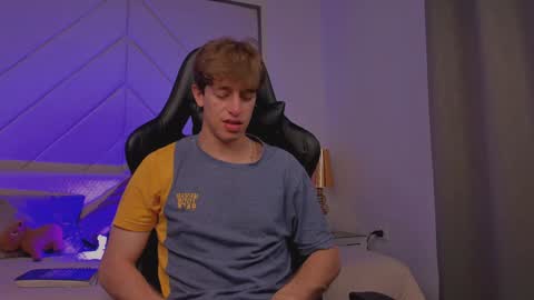 Romeo Ricci online show from 01/12/25, 05:03