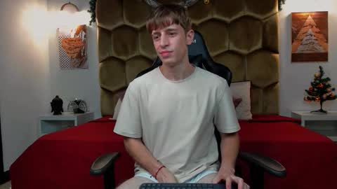 Romeo Ricci online show from 12/04/25, 03:10