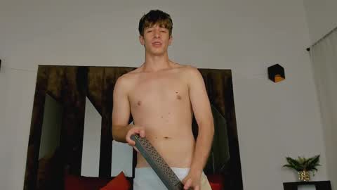 Romeo Ricci online show from 05/27/26, 01:57