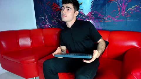 Snapshot of romeo_sexxx_ chatting on 02/02/25, 04:15 romeo_sexxx_ online show from 02/02/25, 04:15