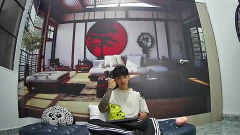 Snapshot of romeomillerr chatting on 09/30/25, 07:41 Romeo online show from 09/30/25, 07:41