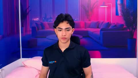 Snapshot of romeomillerr chatting on 10/14/25, 09:15 Romeo online show from 10/14/25, 09:15