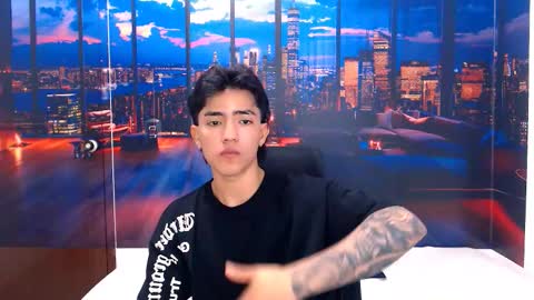 Snapshot of romeomillerr chatting on 10/20/25, 07:03 Romeo online show from 10/20/25, 07:03