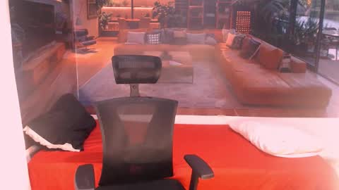 Snapshot of romeomillerr chatting on 12/04/25, 07:11 Romeo online show from 12/04/25, 07:11