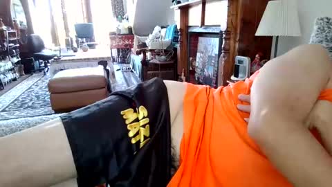 Snapshot of romeomustcum2016 chatting on 02/02/25, 03:32 Trinked online show from 02/02/25, 03:32