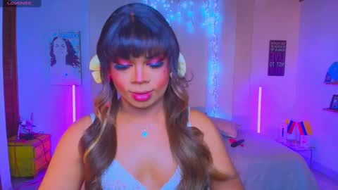 Snapshot of romirousexx chatting on 09/12/25, 05:18 Romi Rouse online show from 09/12/25, 05:18