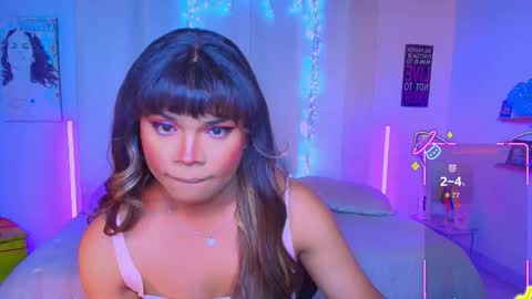 Snapshot of romirousexx chatting on 09/18/25, 05:53 Romi Rouse online show from 09/18/25, 05:53