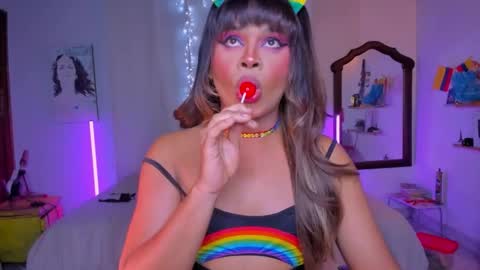 Snapshot of romirousexx chatting on 11/24/25, 02:44 Romi Rouse online show from 11/24/25, 02:44