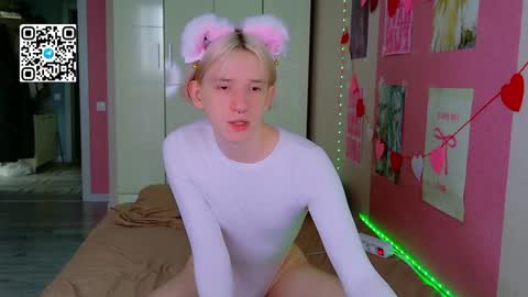 Ron online show from 03/26/26, 03:34